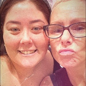 Meet your Posher, Deb